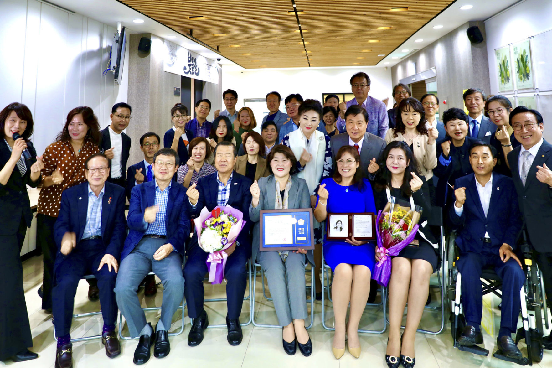 110419SouthKorea125YON.jpg